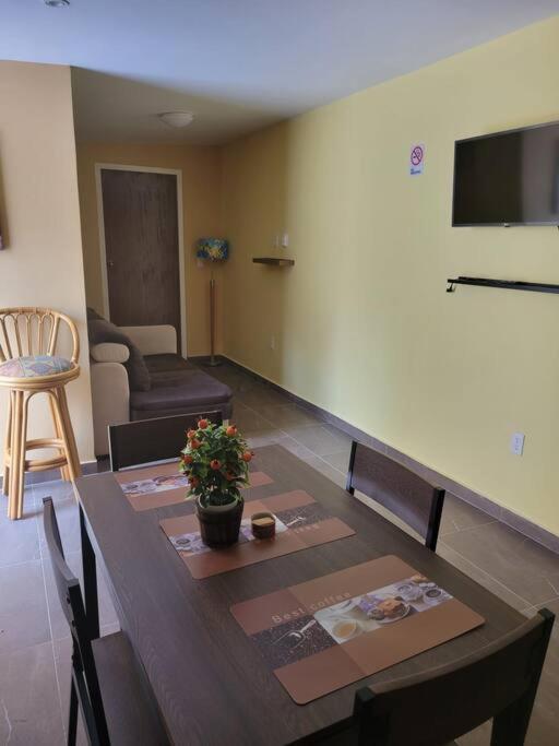 וילמסטאד Centrally Located, Private, 1 Bedroom Apartment. מראה חיצוני תמונה
